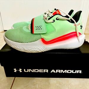 UA Flow FUTR X size 10.5.  Comes with box.  Worn but great condition.